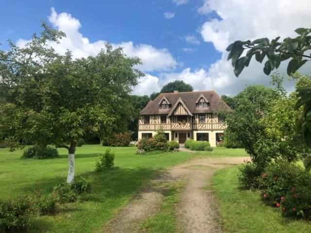 Manoir Melphil Bed and Breakfast Saint-Étienne-la-Thillaye Eksteriør billede